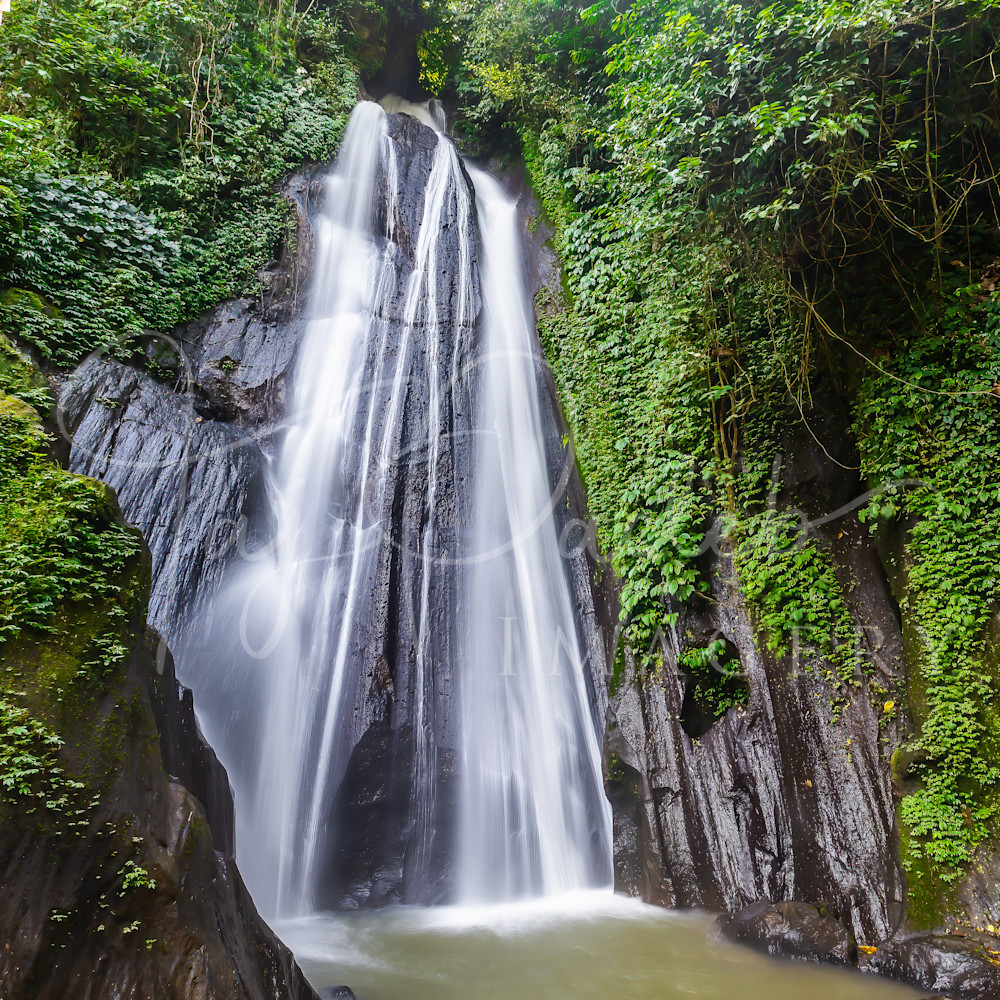 Dusun kuning waterfall horz sb3lev