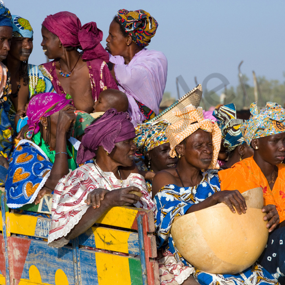 Fulani woman market mali vkvcwo