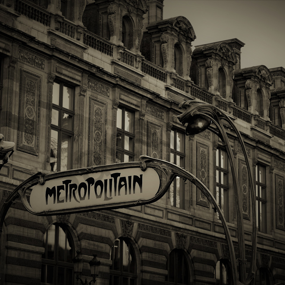 The paris metro ojhdtn