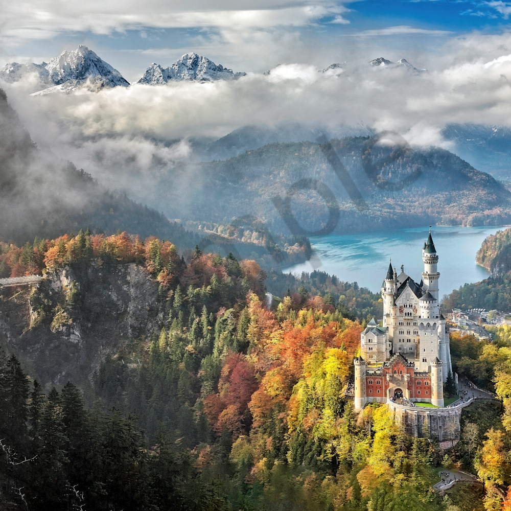 Neuchwanstein castle from above germany lxyhuy