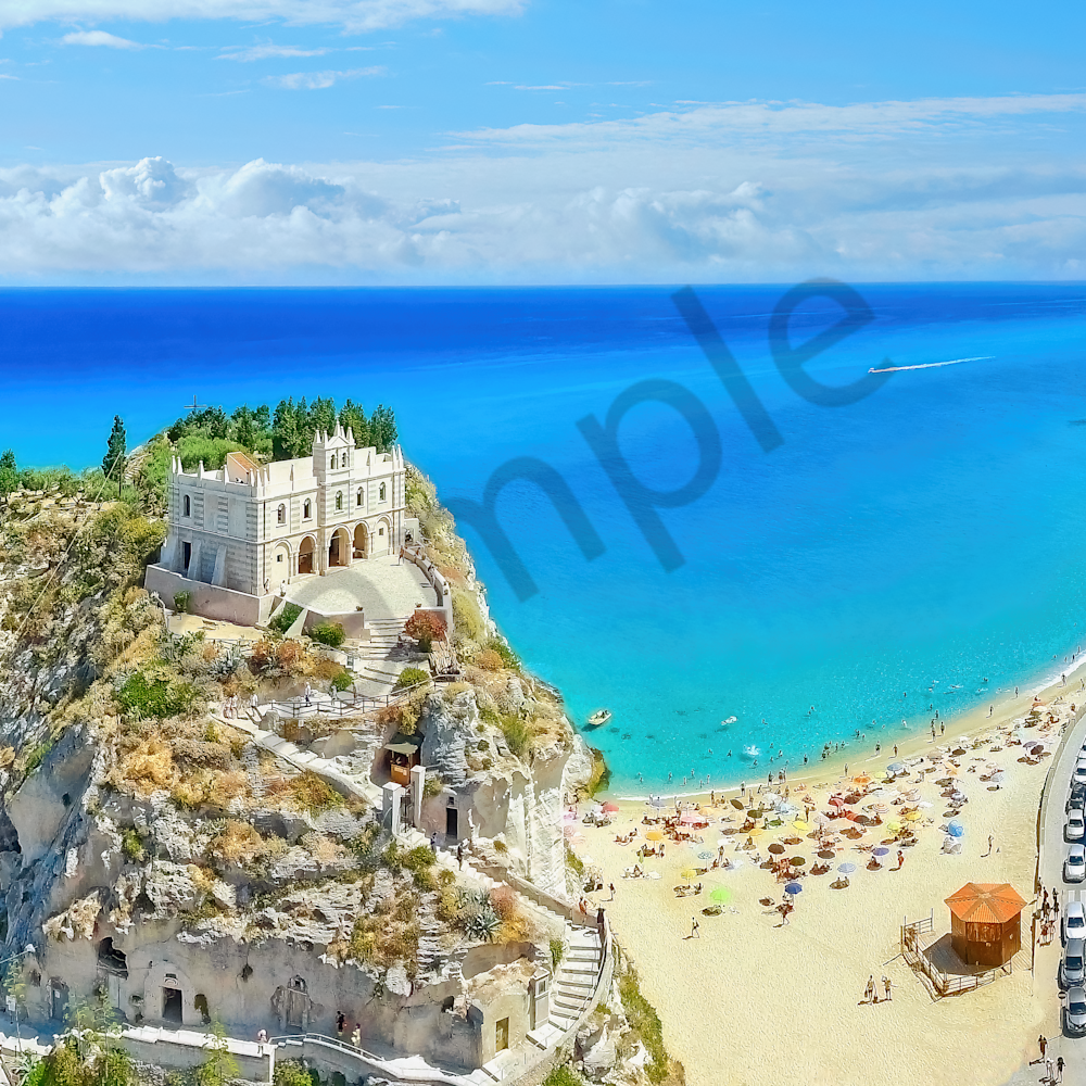Tropea panoramic coastline and castle calabria italy wczh9r