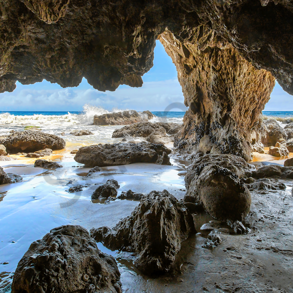 Multi sea cave with ocean opening el matador state beach malibu ca zv9iar