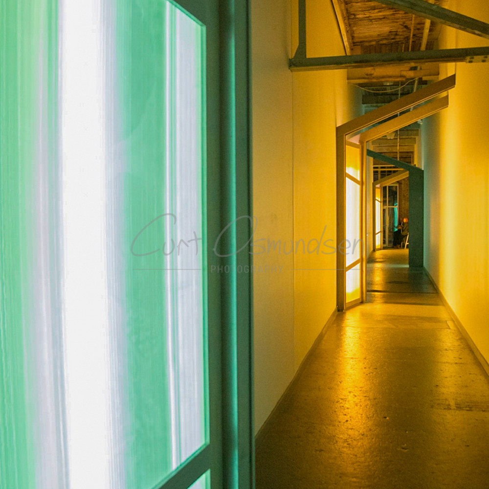 Illuminated hallway z6zhx5
