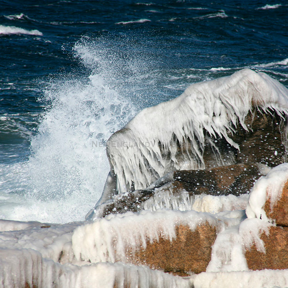 Ice rocks storm waves seascape rockport risvo3