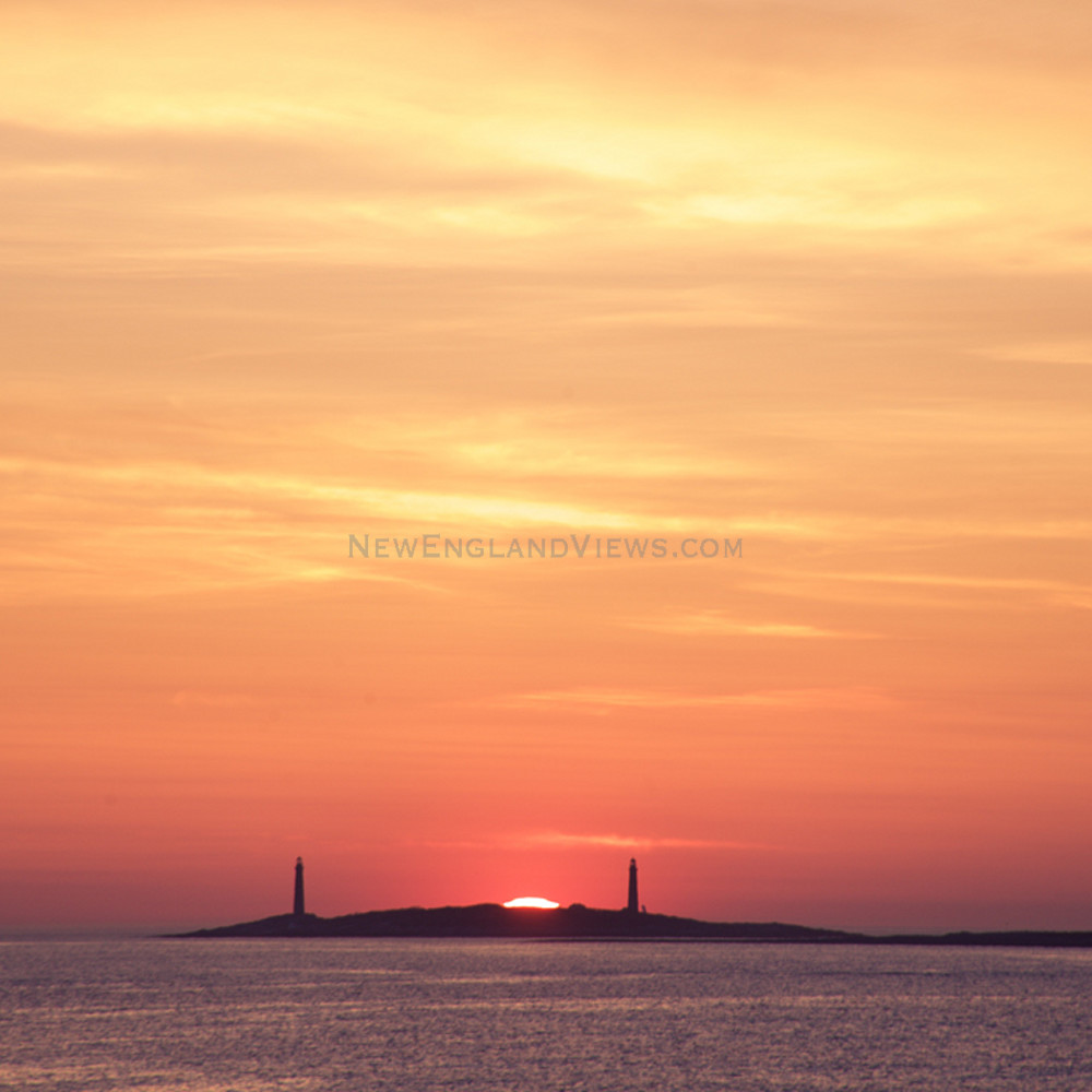 Lighthouse sunrise thacher island twinlights loec54
