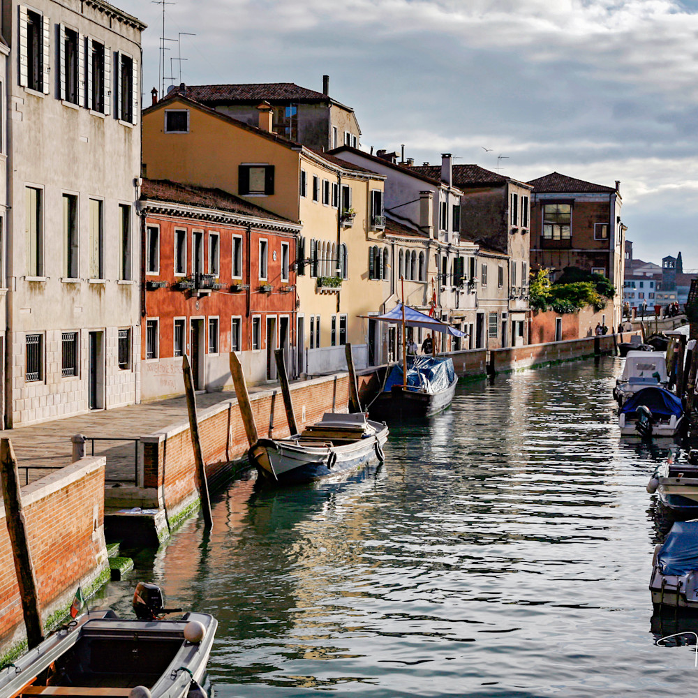 Venice canal fj7rvc