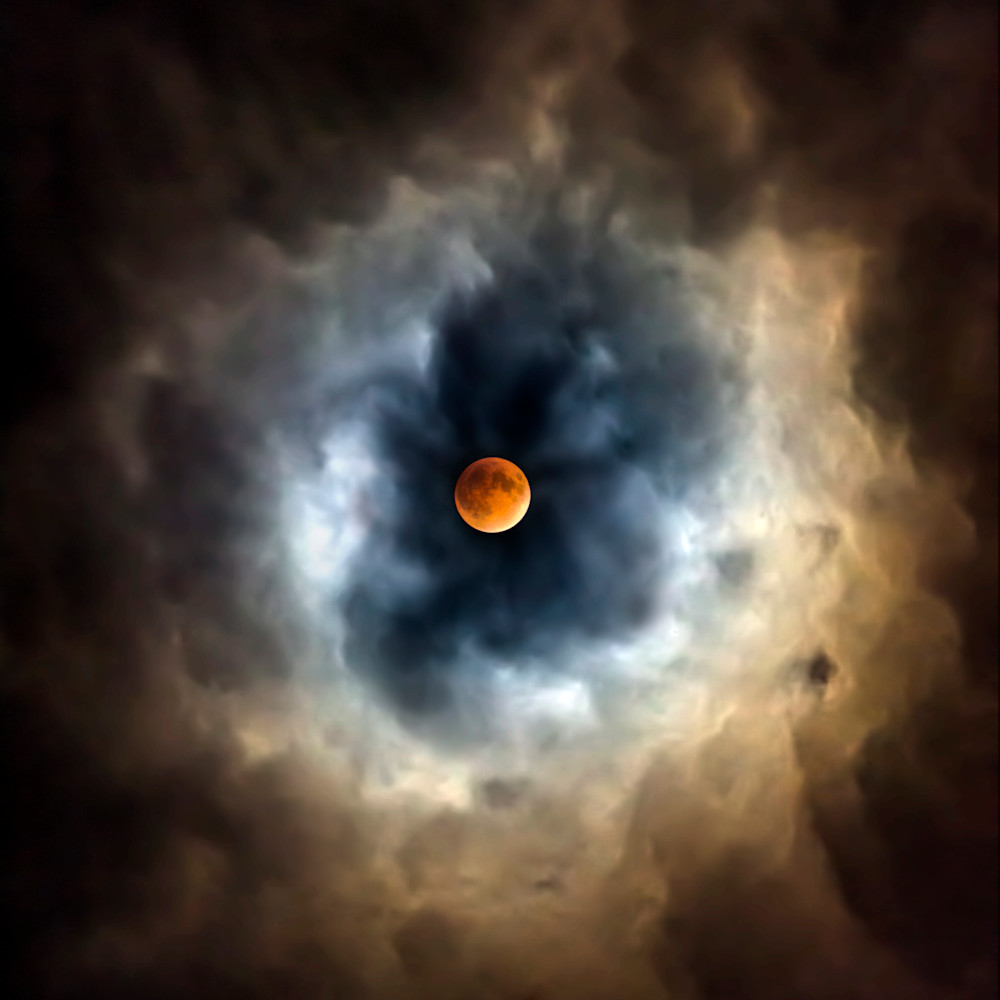 Clouds and blood moon texk9q