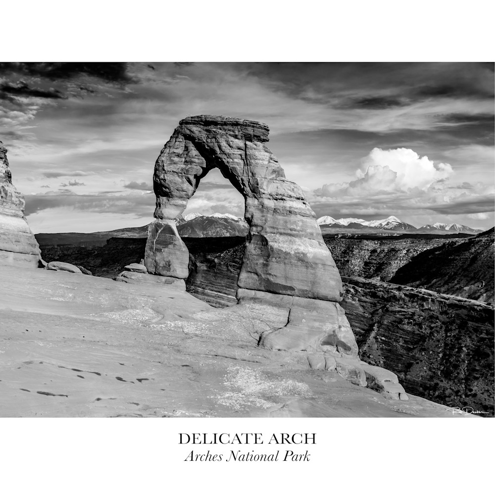 Delicate arch arches national park v7jz04