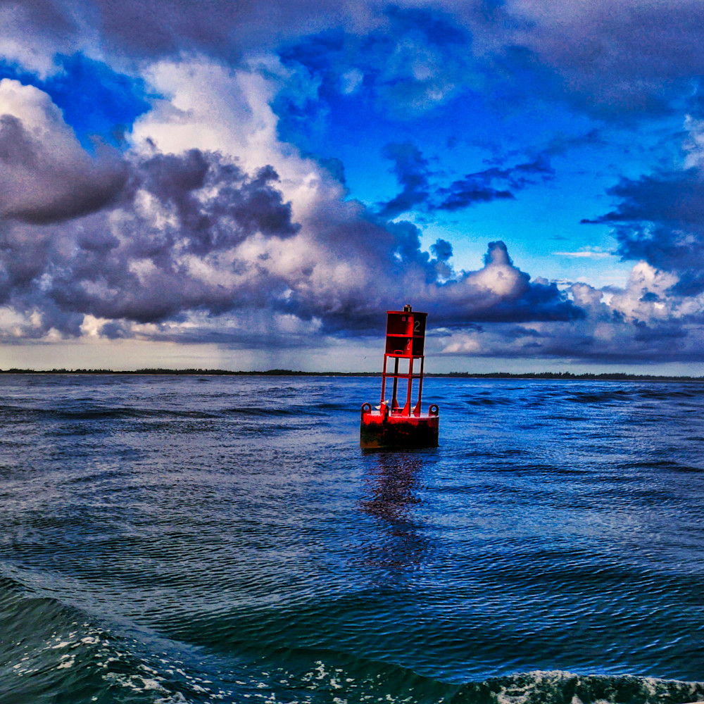 The red buoy ok9h7n