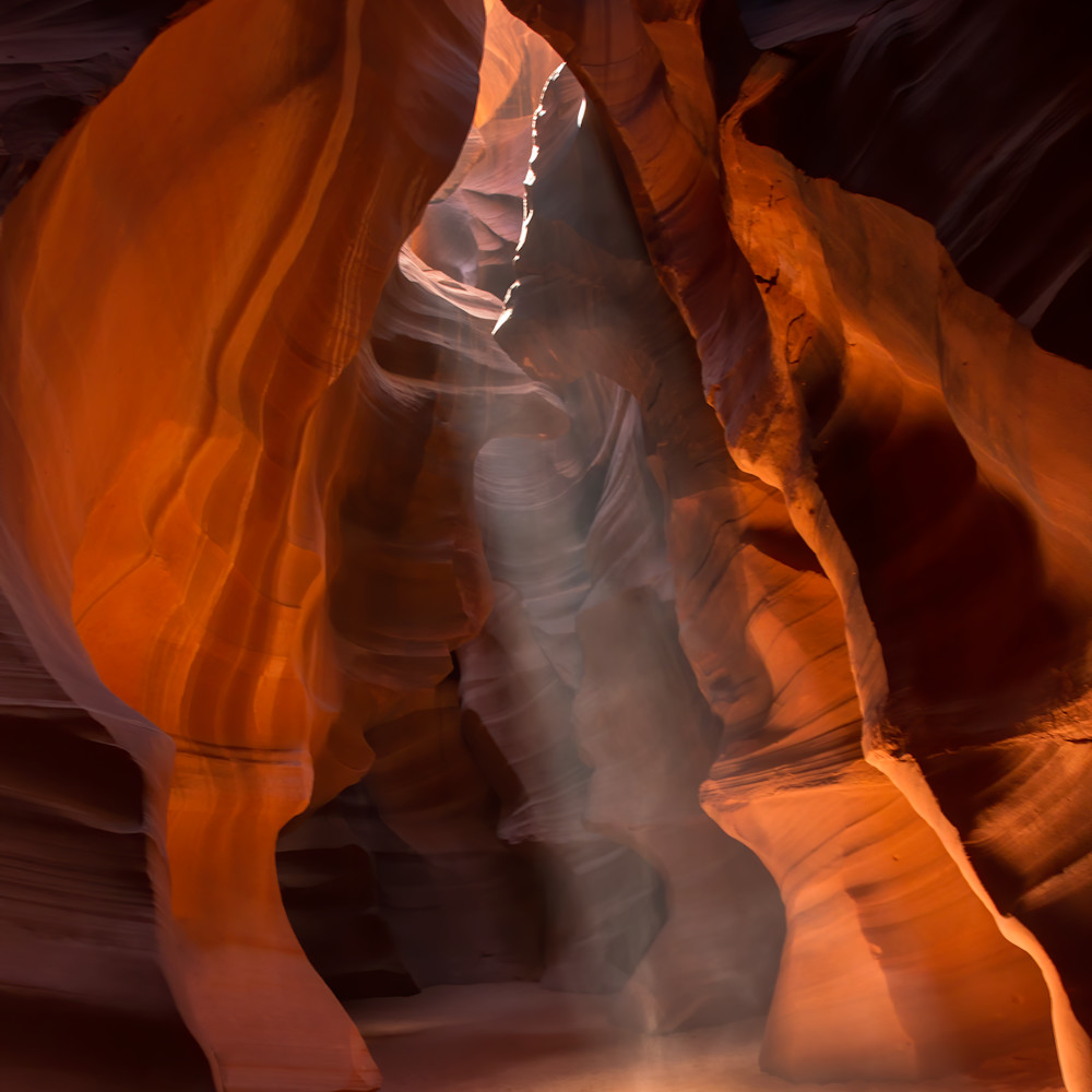 Antelope canyon with light ray 65 mb denoise kgs9uz