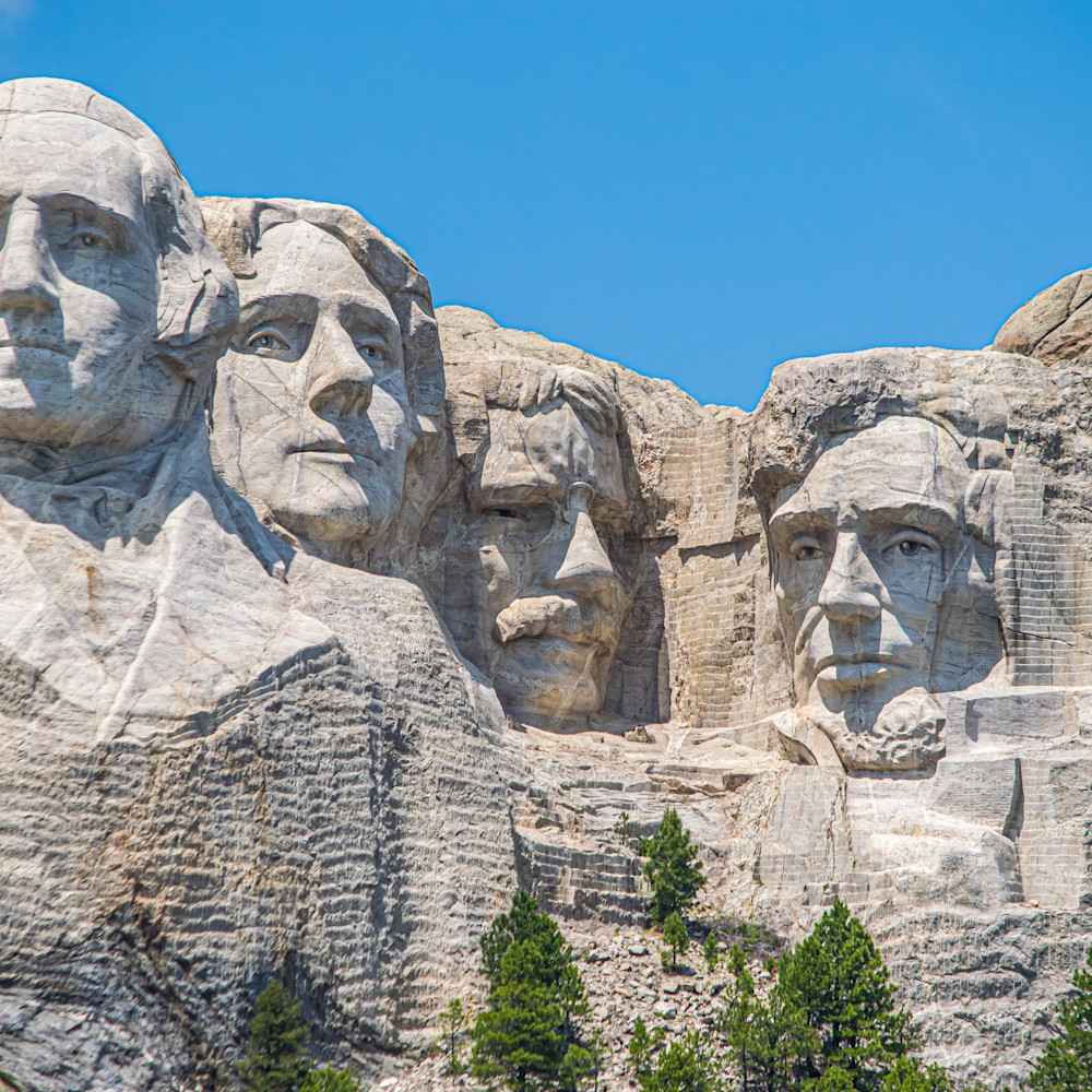 Mount rushmore front wide urqo4p