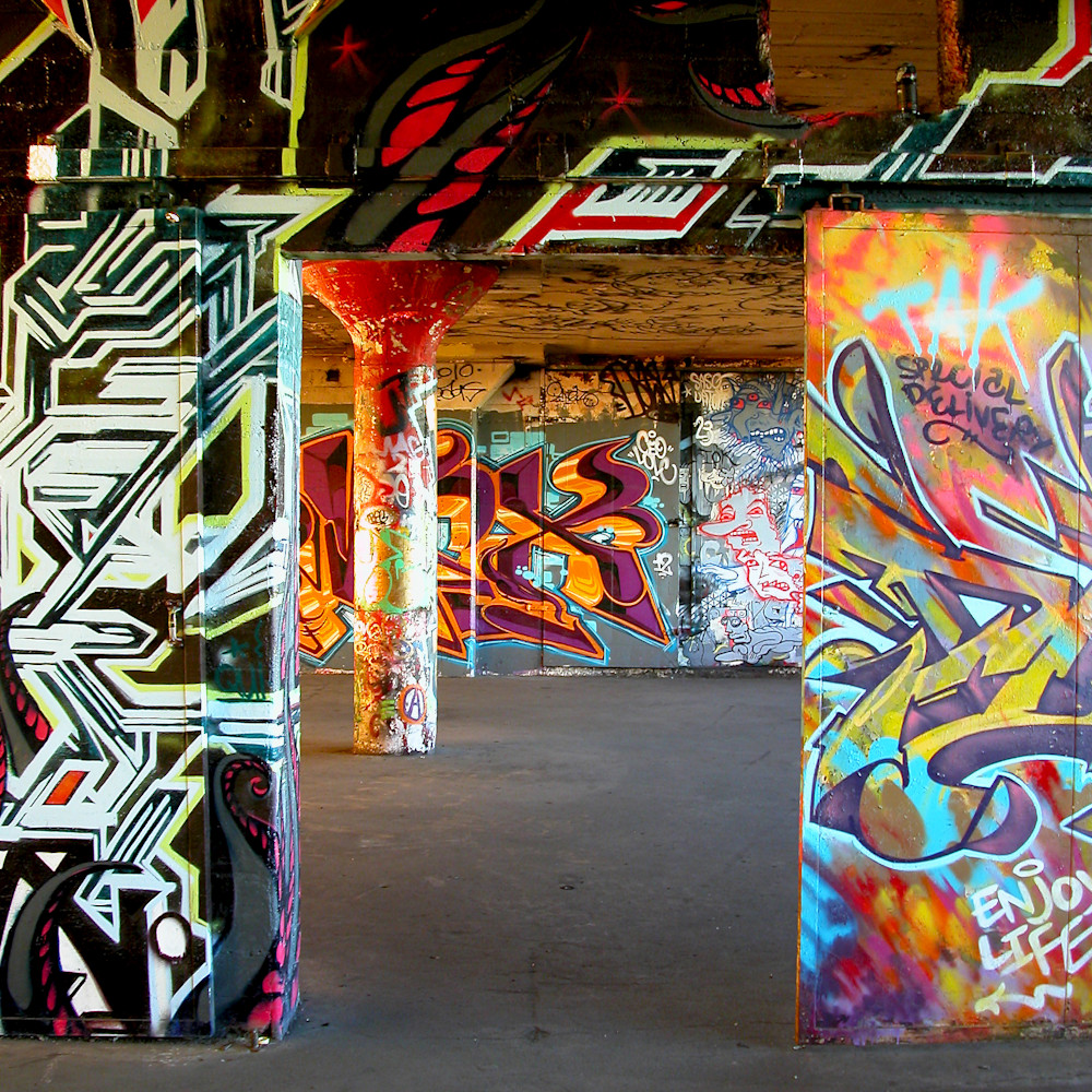 The graffiti door to graffiti berkeley nghqjg