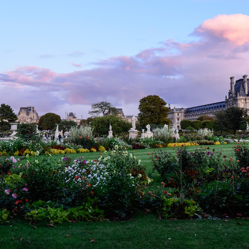 Louve from tuileries garden at sunset 1 of 1 zzfntn