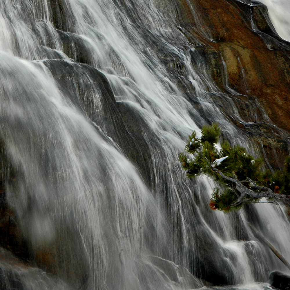 Waterfall close up dsc 1598 edited 1 ptluqk