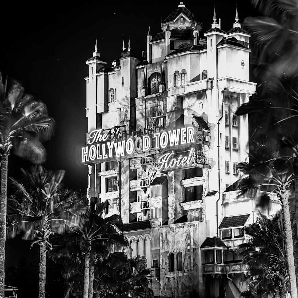 Tower of terror at hollywood studios black and white v8hrad