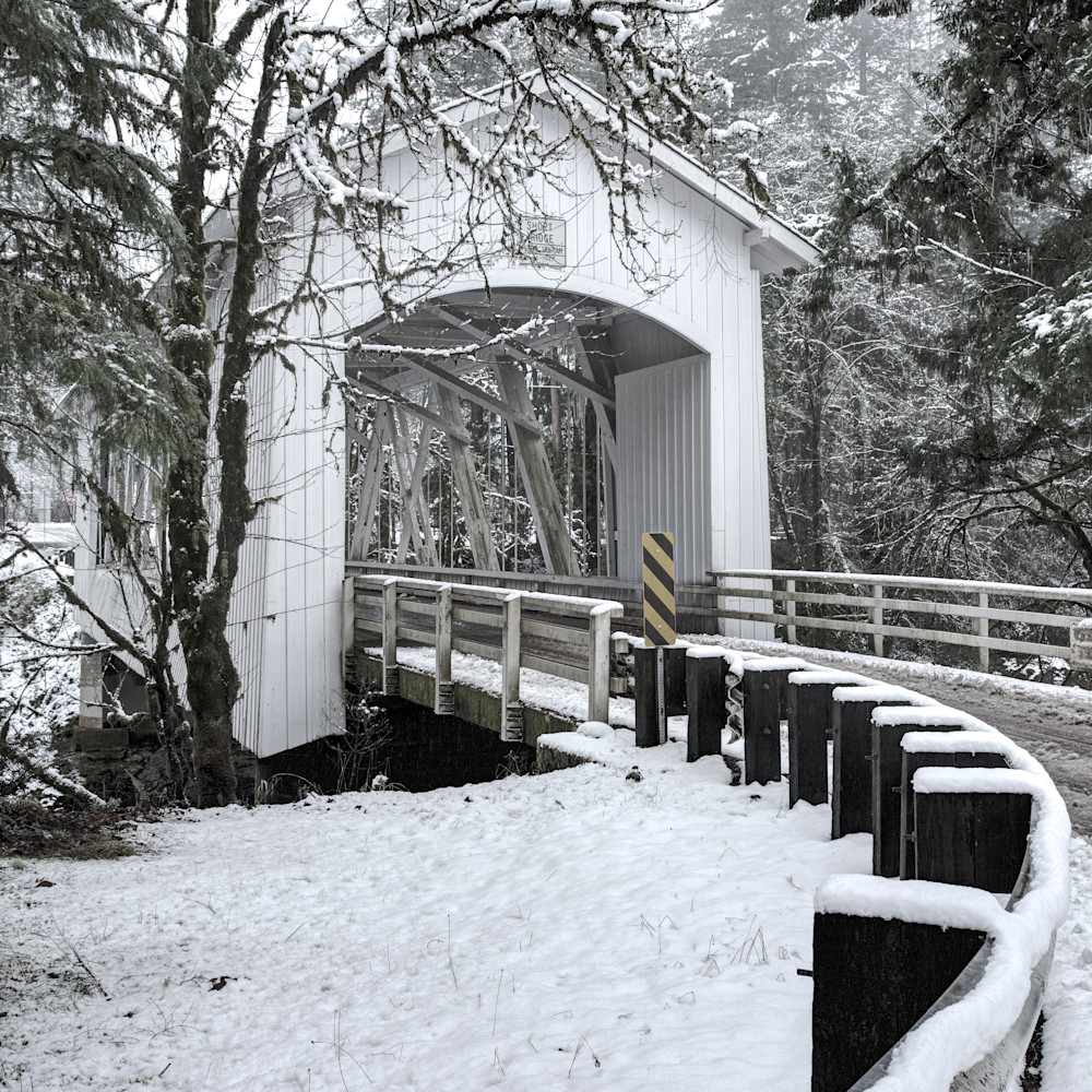 Short bridge snow santiam river oregon nflh9s