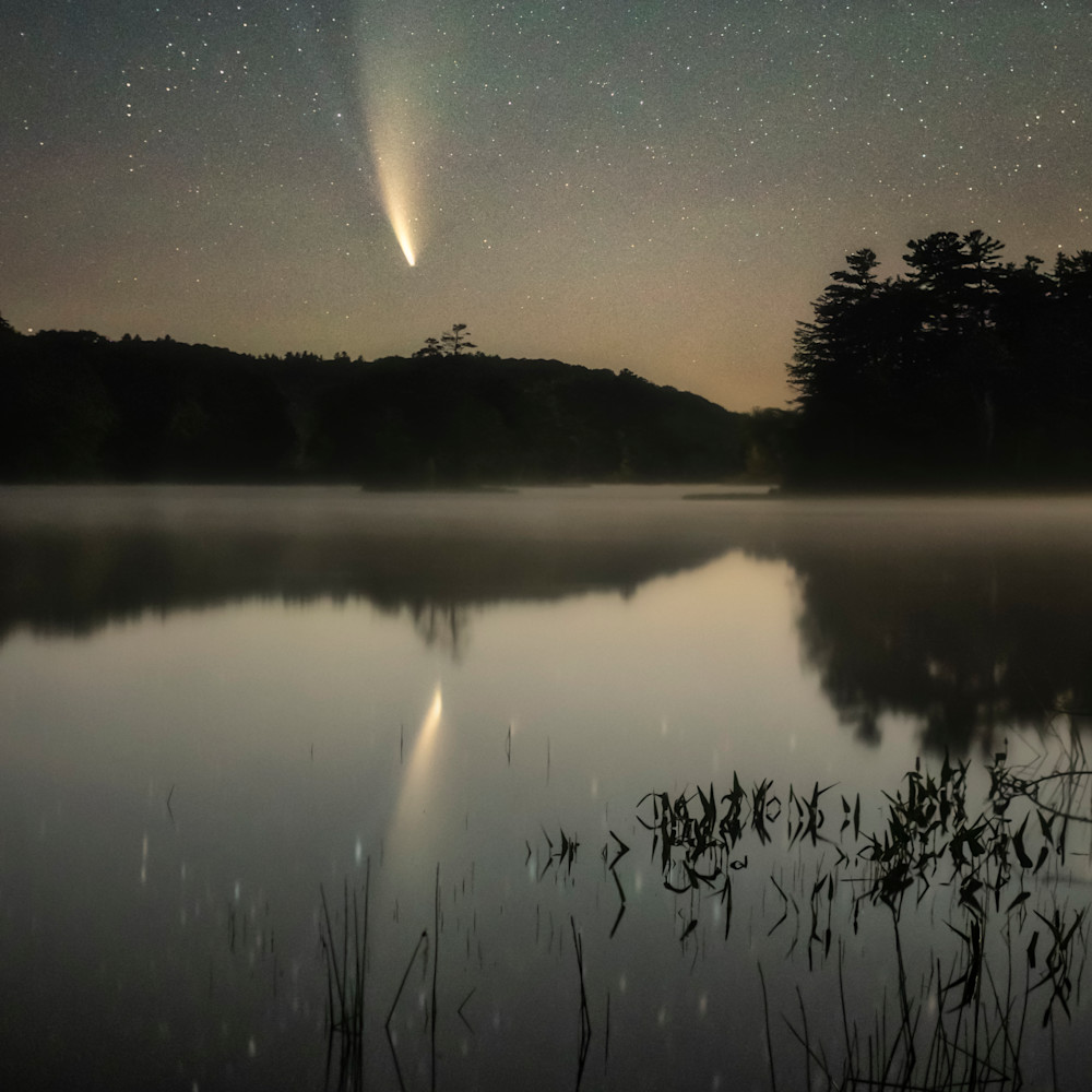  7501409 blend comet neowise reflections at branch pond 4x5 crop hay2x3