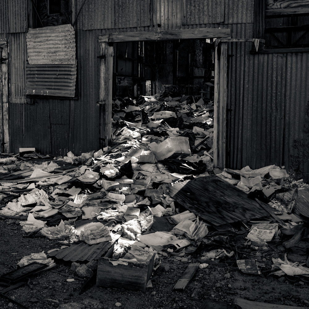 Abandoned mine warehouse randsburg yplyq9