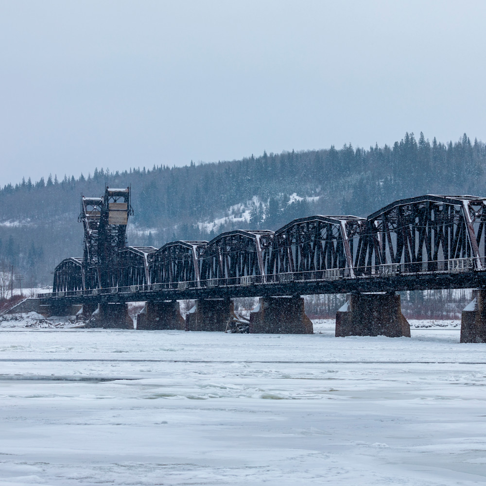 Cn train bridge in snow gob2sl