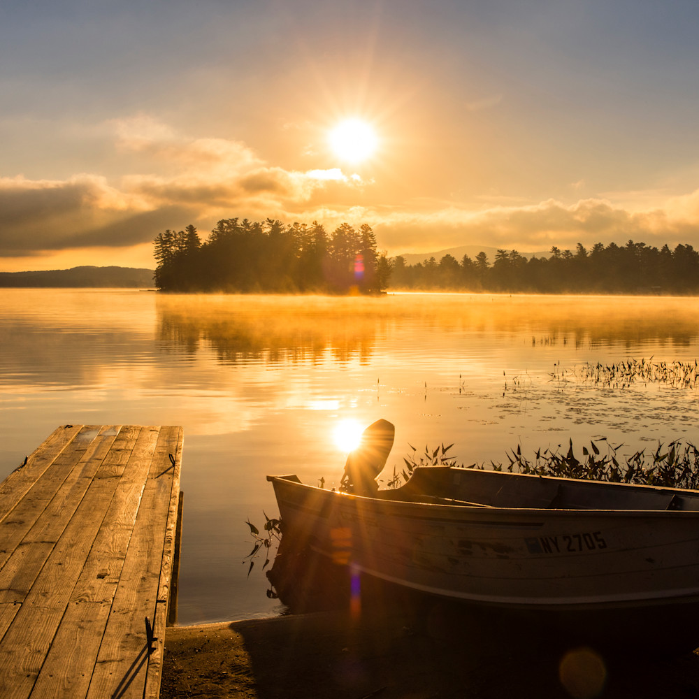 Raquette lake sunrise row boat cj0fhw