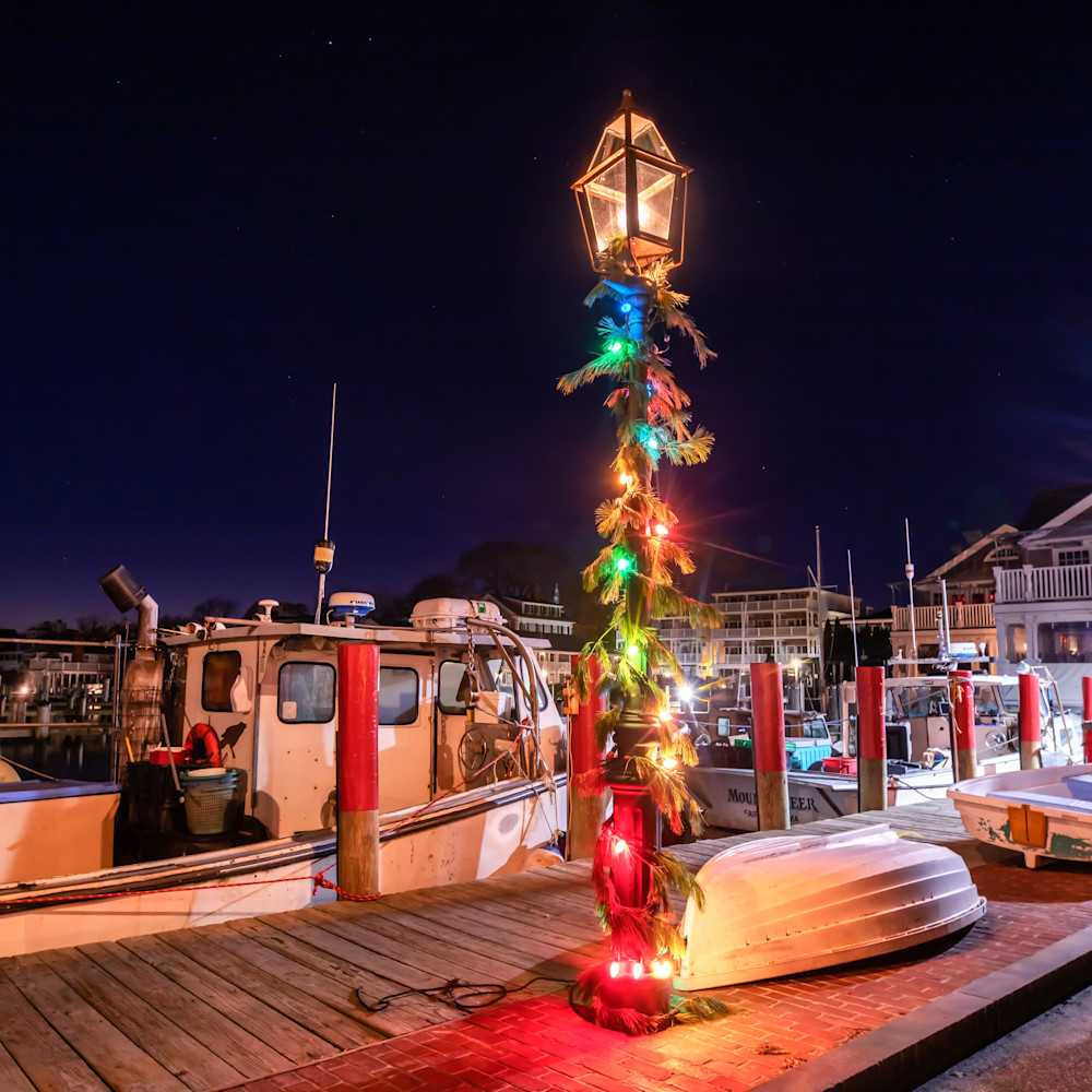 Christmas 2021 edgartown wharf 1 mazdqf