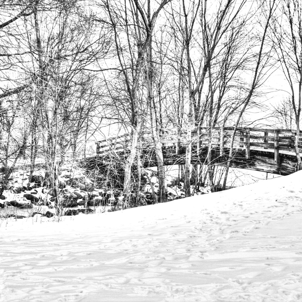 A bridge in winter iogpdi