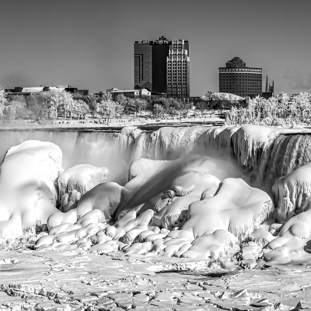 Niagfalls winter ice panorama b w l1xr0n