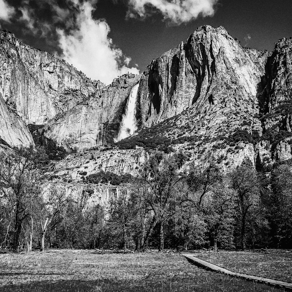 Yosemite bw 2. jpg cnklwg