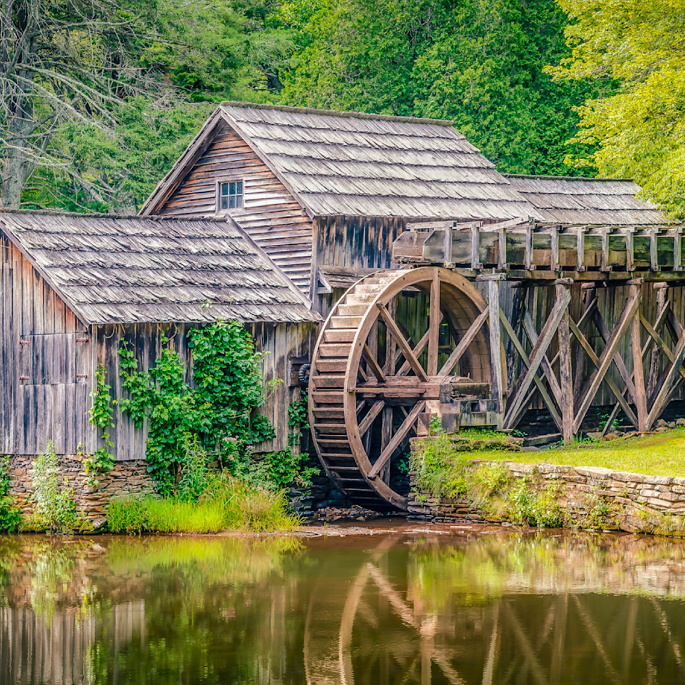 The old mill q4i8rb