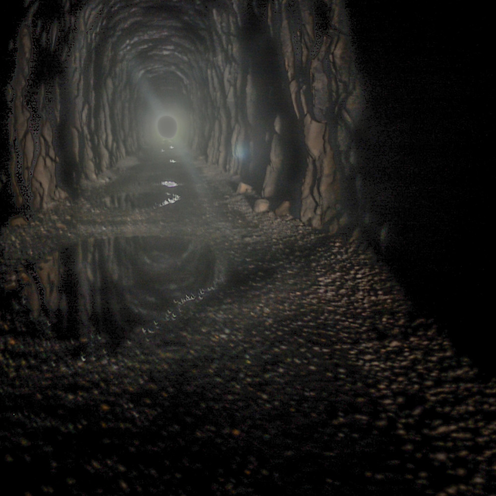 Michael reinhart   abandoned train tunnel. donner pass. oyl2si