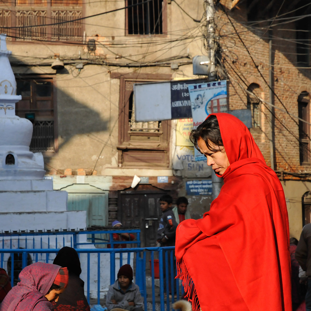 Woman in red   kathmandu qxohv0