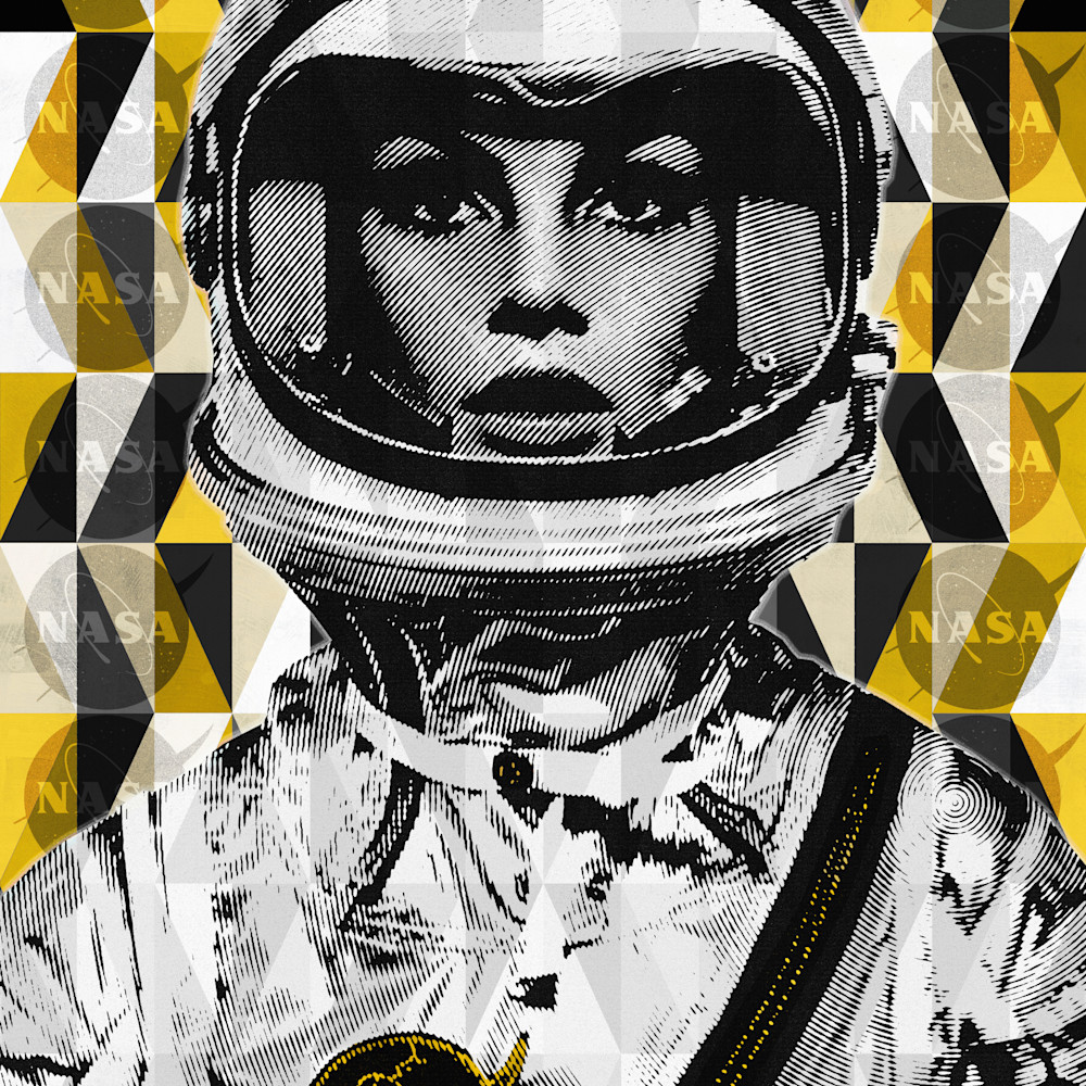 Spacewoman yellow mcg upl h8jvvm