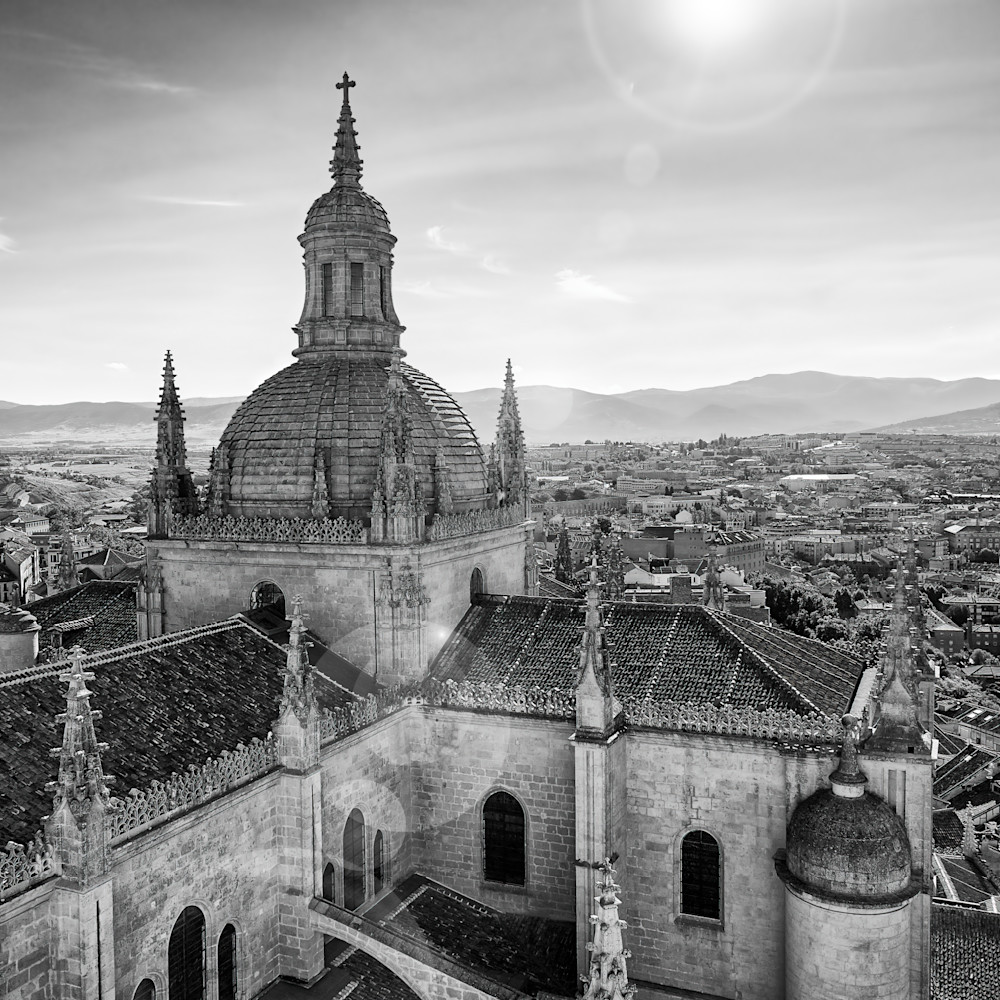 Jkp29 0173 catedral de segovia bw copy gigapixel very compressed width 12240px cmqryy
