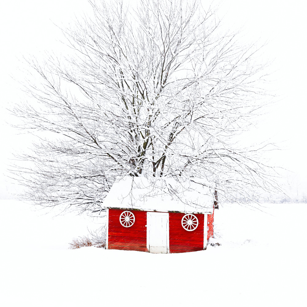 Red cabin in the snow  1 uwkj2k