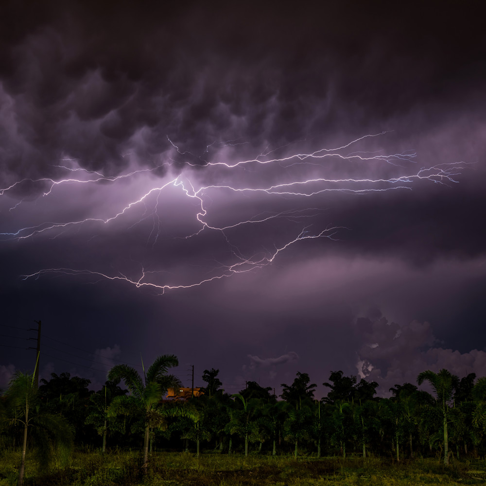 Lightning over south florida kcyj47