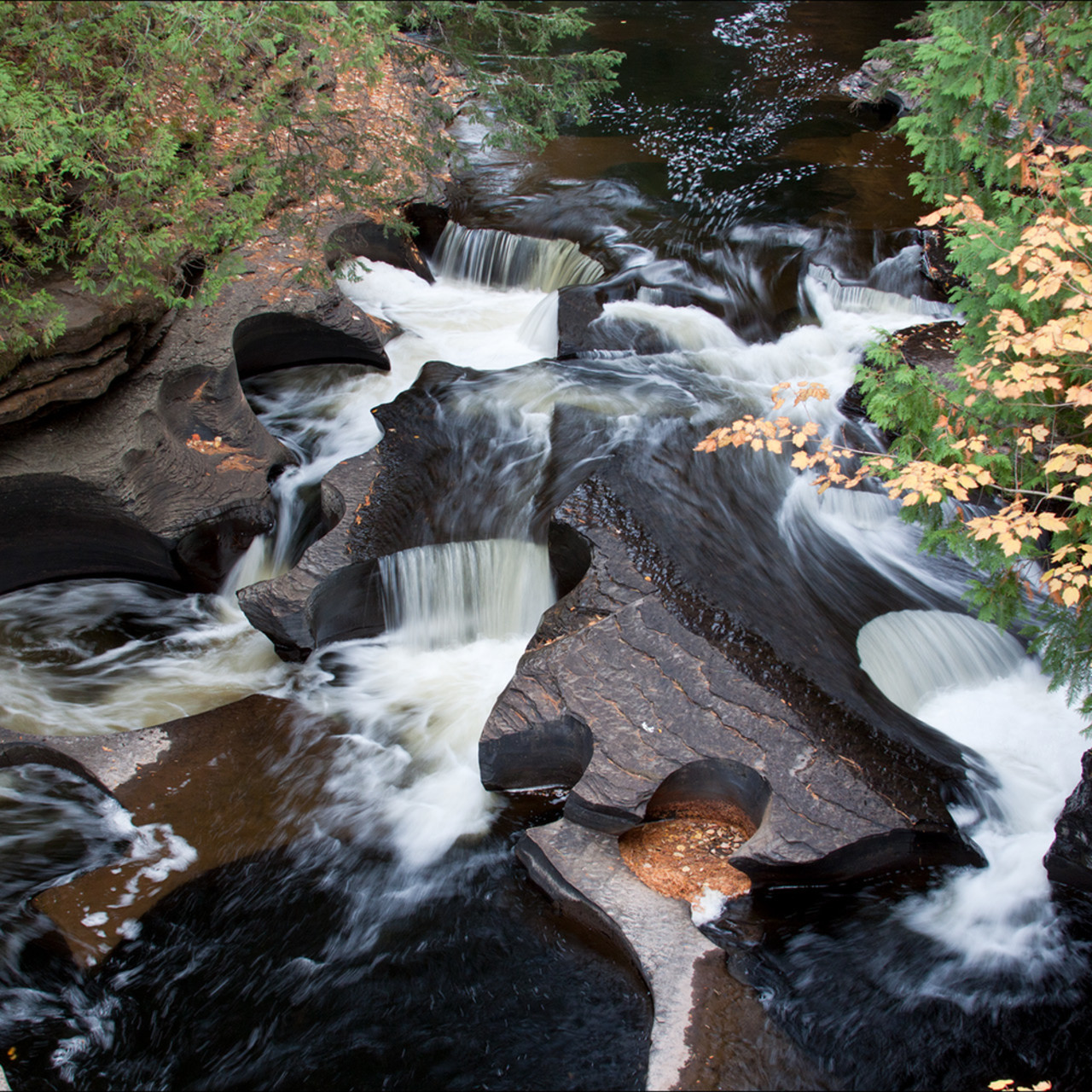 Presque Isle River Potholes
