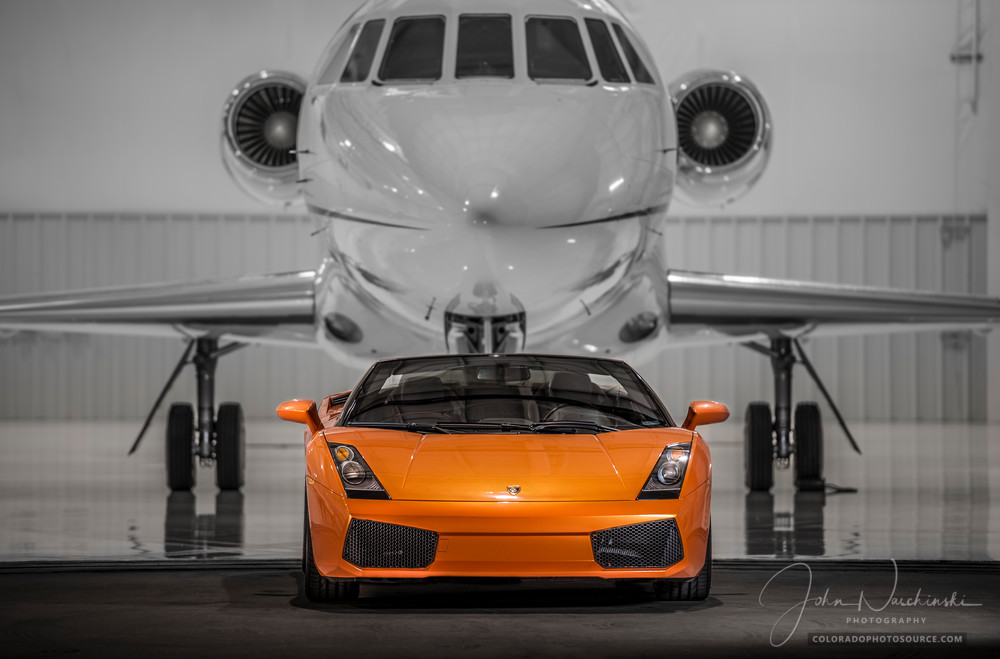 Photo Orange Lamborghini Gallardo & Dassault Falcon 900 Charter Jet