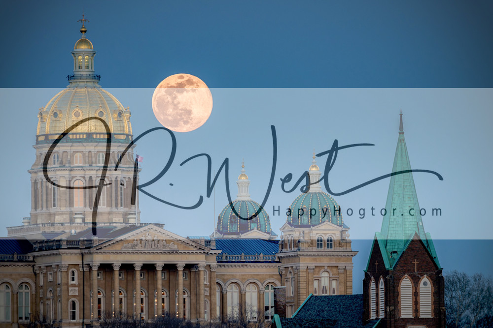 Pink Supermoon over Capitol #2