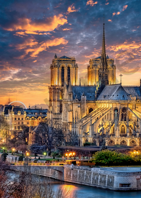 Cathédrale Notre Dame De Paris Photography Art | Images by Louis Cantillo
