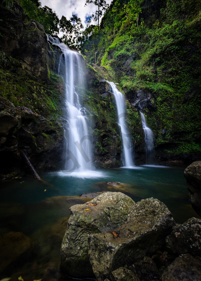 Waikane Falls by Leighton Lum | Pictures Plus