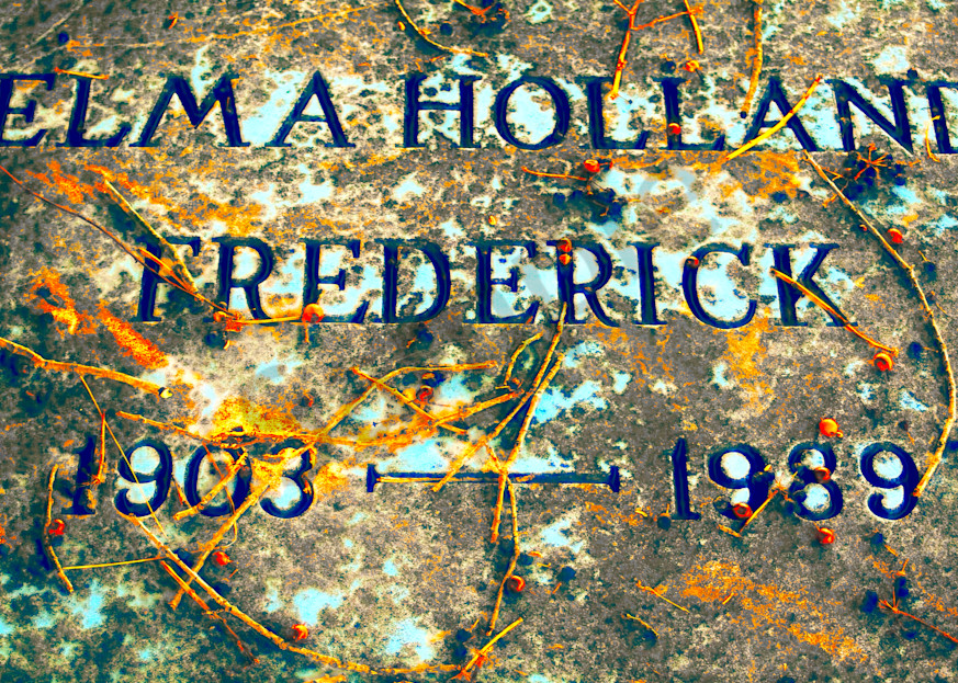 Elma Holland Frederick Gravestone  Art | toddbreitling