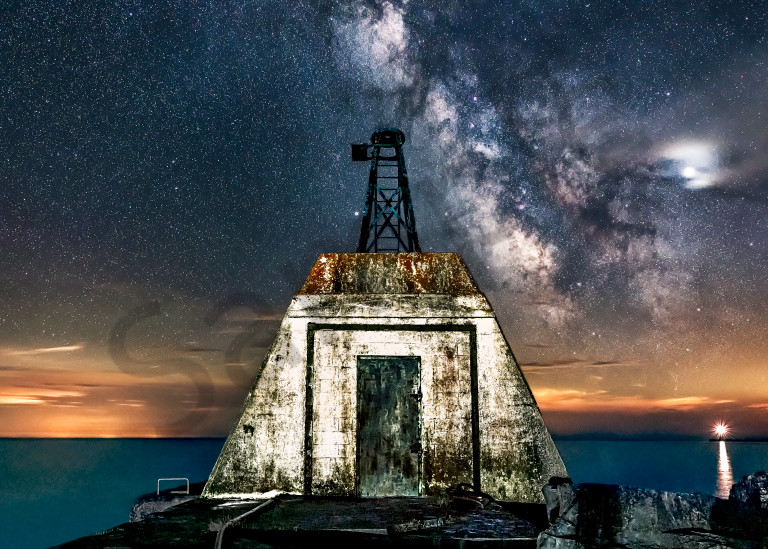 The Abandoned Watchtower Photography Art | Trevor Pottelberg Photography