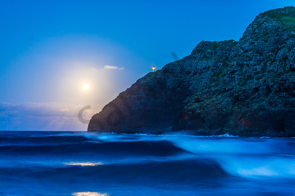 Surf Photography | Makapu'u Moonrise by Doug Falter