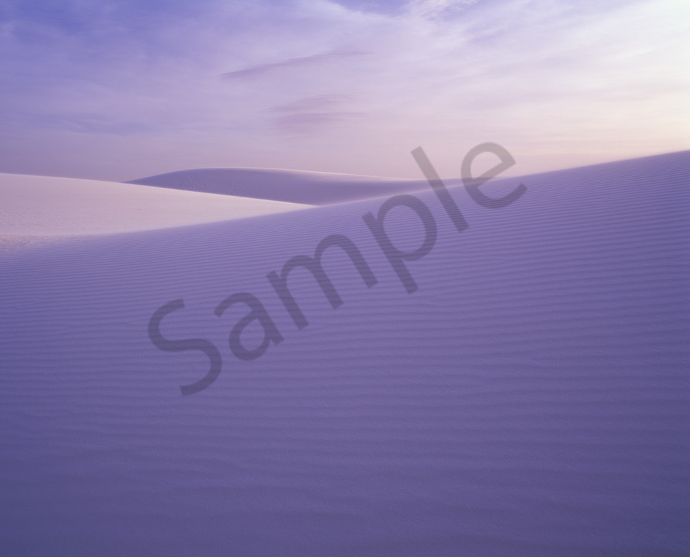 Gypsum sand dunes in White Sands National Monument near Alamogordo, New Mexico