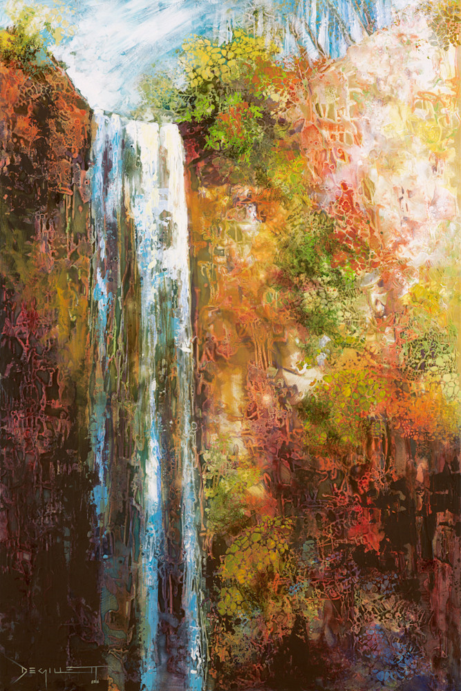 Queen Mary Falls by De Gillett