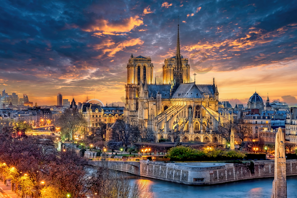 Cathédrale Notre Dame De Paris Photography Art | Images by Louis Cantillo