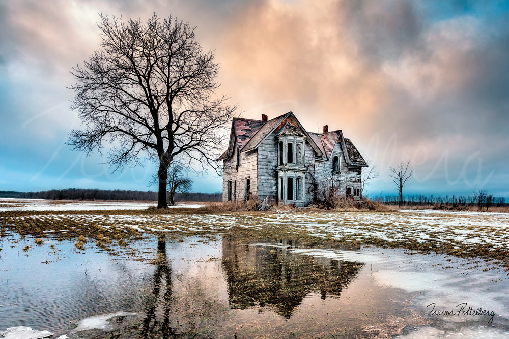 Abandoned Beauty Photography Art | Trevor Pottelberg Photography Abandoned Beauty Photography Art | Trevor Pottelberg Photography