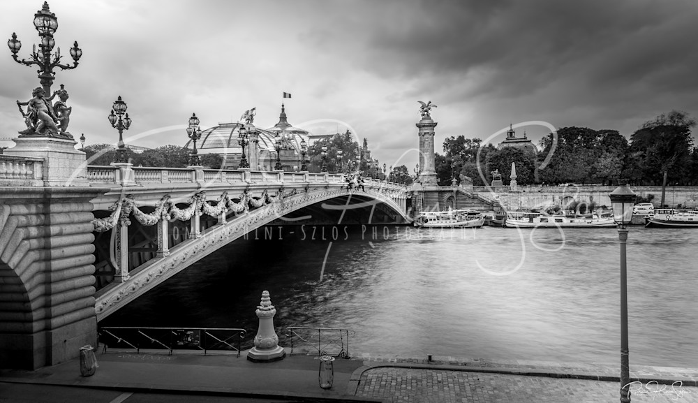 RHS Gallery - Romain Hini-Szlos photography - Pont Alexandre III

