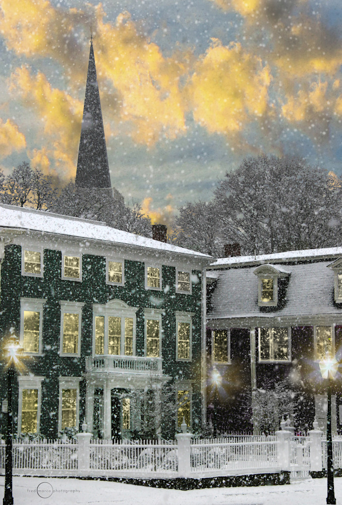 Snow on Hooper Mansion