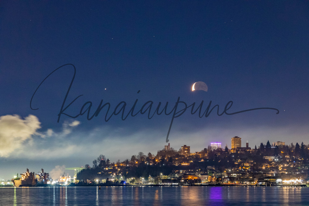 Crescent Moonrise   Mt Rainier Peak Art | Kanaiaupune Photography
